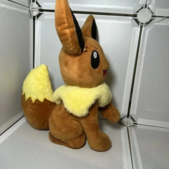 Pokemon Eevee Plush Nintendo Figure With Sound Ears Move Tested Works - Picture 2 of 9